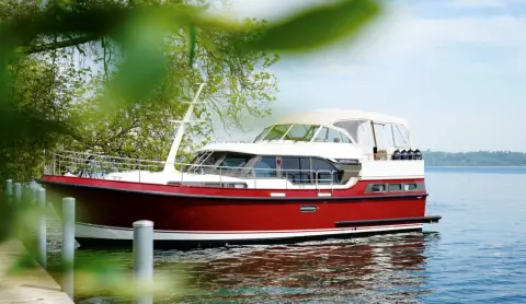 Linssen 40 SL AC on tour of the River Main